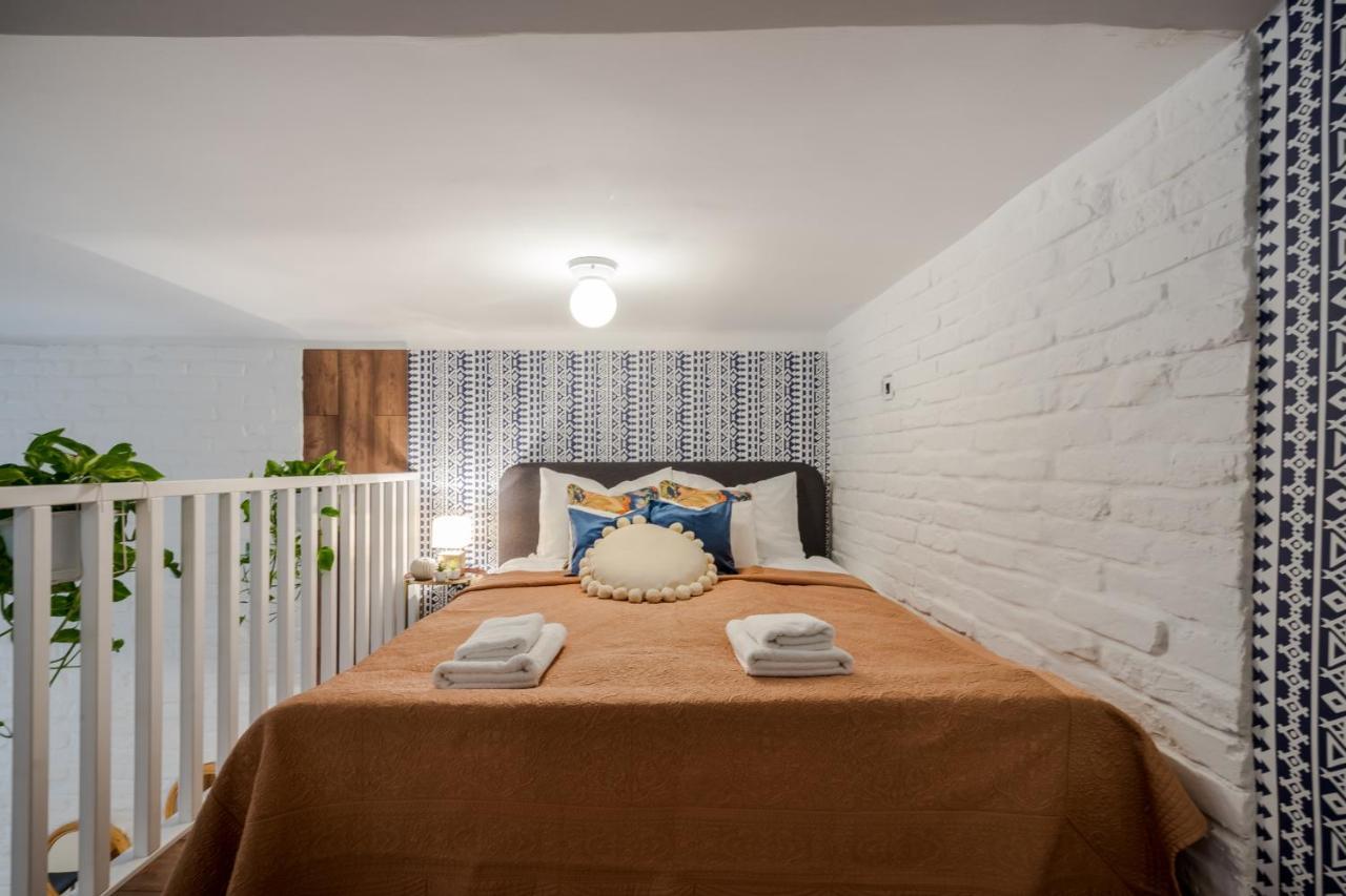 Colorful Designer Home In The Heart Of Budapest Ngoại thất bức ảnh