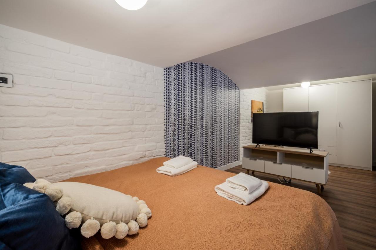 Colorful Designer Home In The Heart Of Budapest Ngoại thất bức ảnh