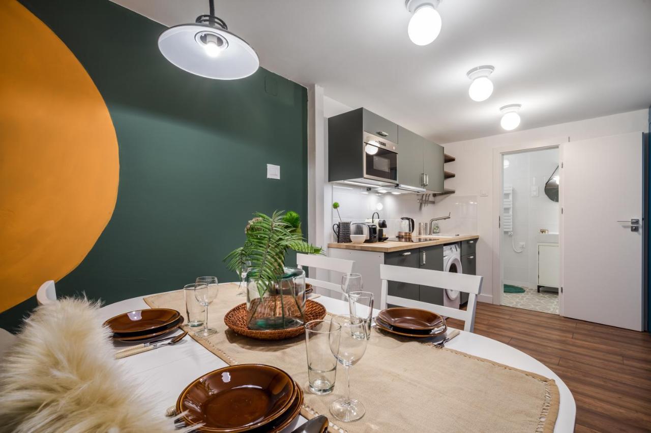 Colorful Designer Home In The Heart Of Budapest Ngoại thất bức ảnh